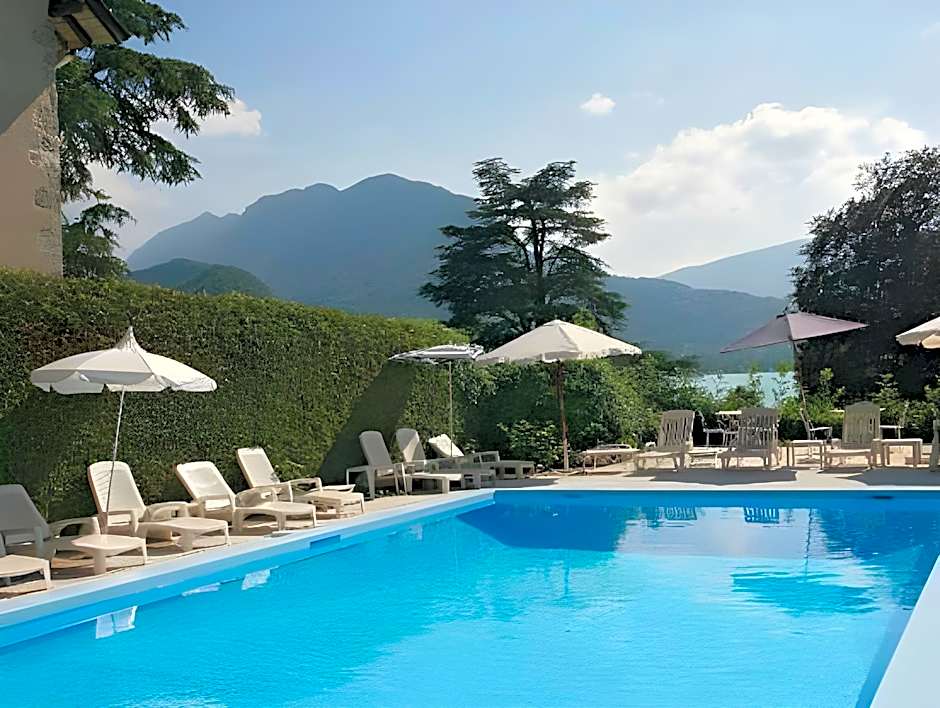 Hotel du Lac