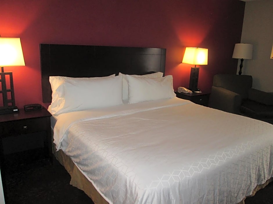 Holiday Inn Express Hotels Cloverdale (Greencastle) By IHG