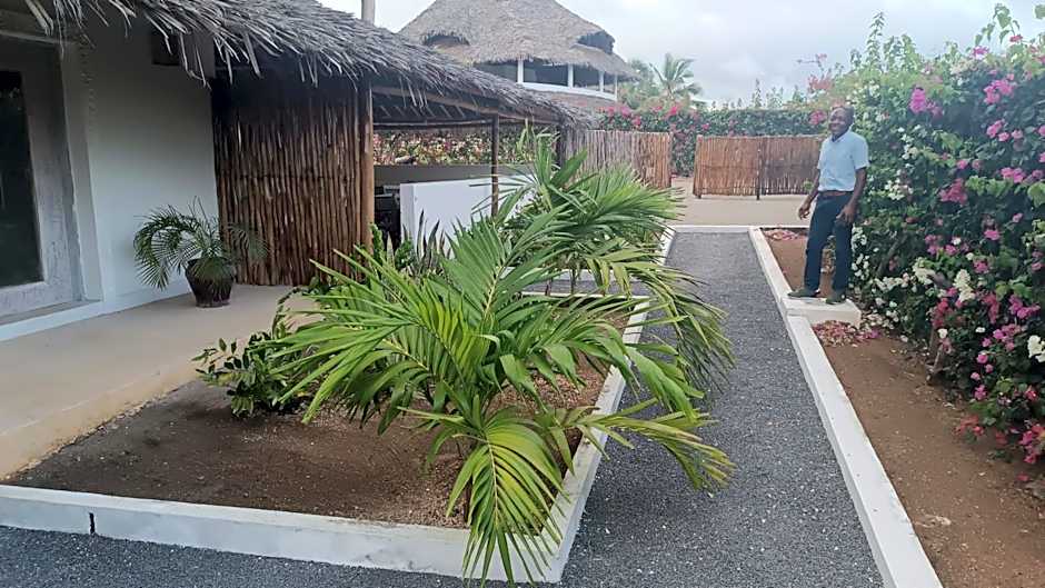 Pole Pole Beach House