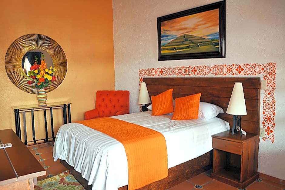 La Casona Pirámides