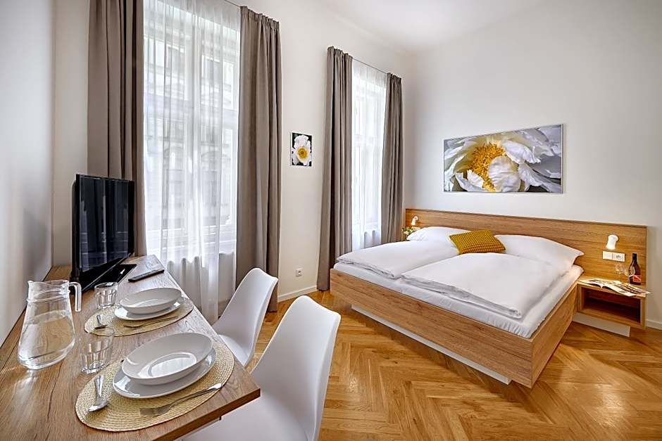 DownTown Suites Rubesova