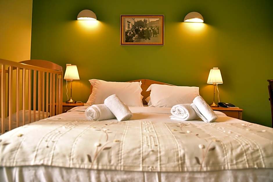 Mont Helmos Hotel