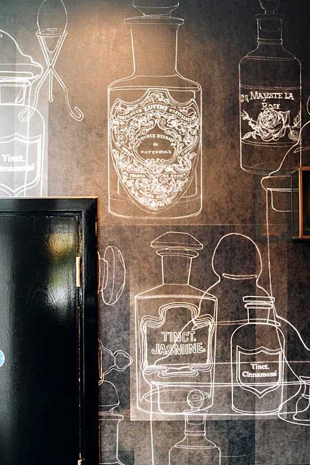 Camden Enterprise Hotel