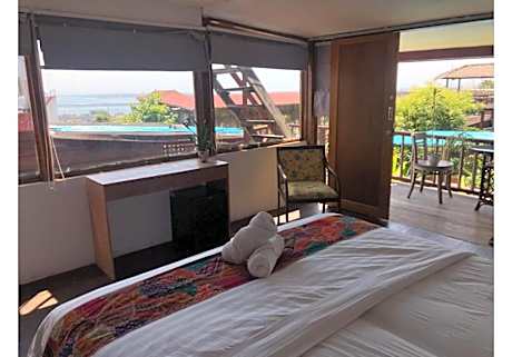 Deluxe Double or Twin Room with Balcony
