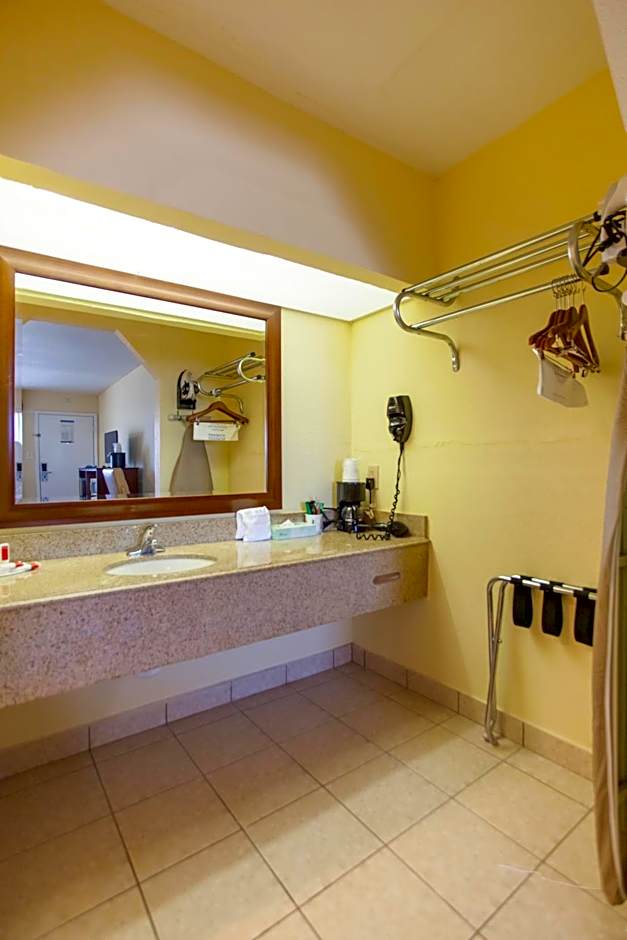 Days Inn by Wyndham Shenandoah