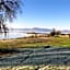 Jack & Di's Waiteti Lakefront Motel