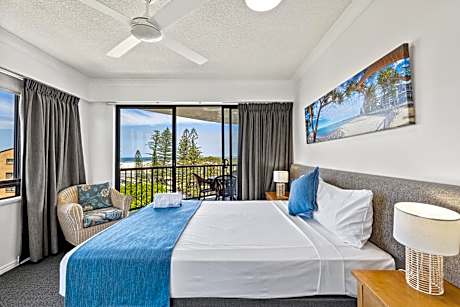 Large One Bedroom Oceanview Apartment