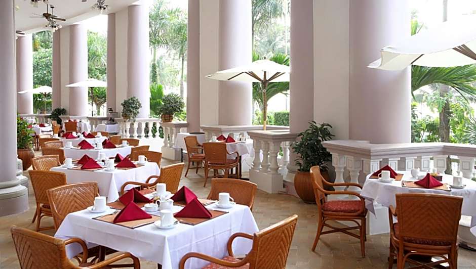 Sunrise Nha Trang Beach Hotel & Spa