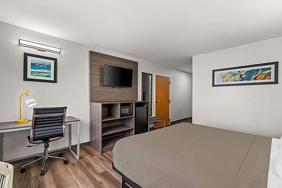 Quality Inn & Suites
