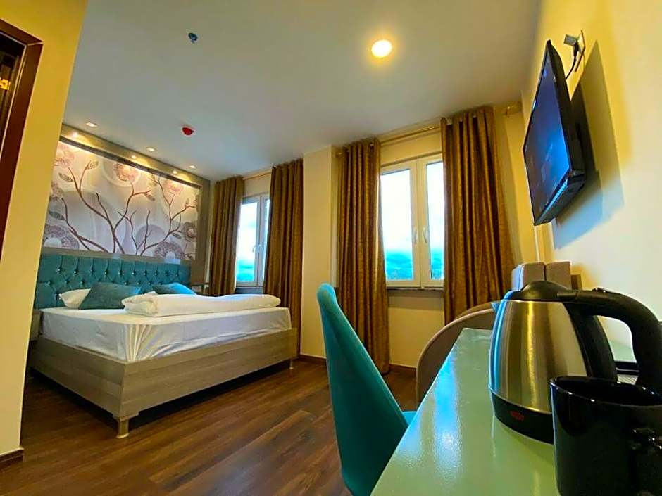 Hotel Grand Inn