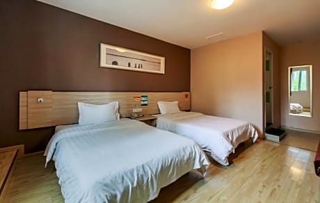 Corporate Twin, Guest room, 2 Twin/Single Bed(s), City view