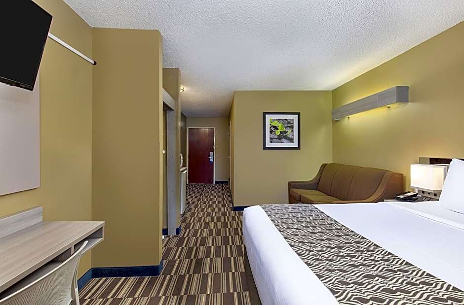 Microtel Inn & Suites by Wyndham Dry Ridge