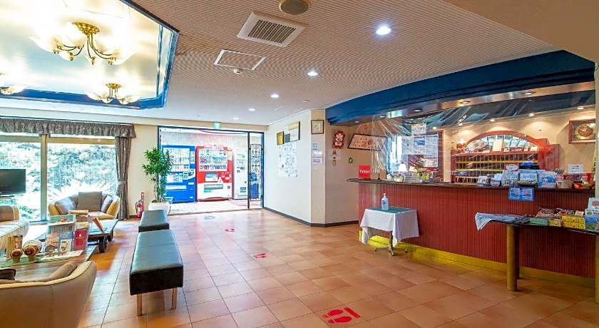 OYO Sasebo Palace Hotel