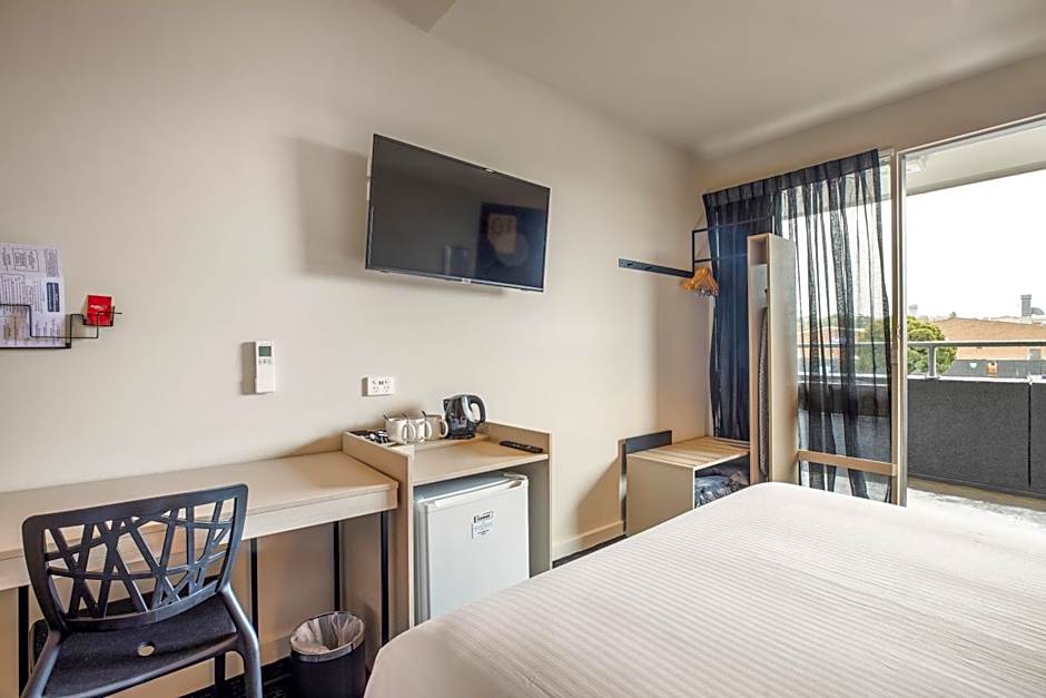 Nightcap at Manhattan Hotel