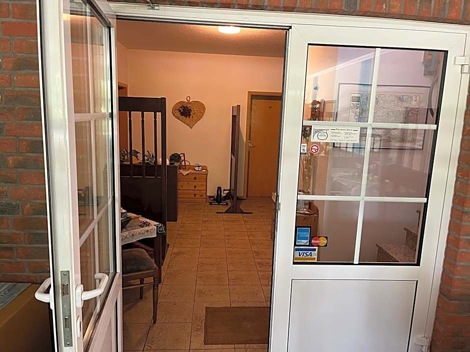 Landhotel & Restaurant Zum Krug im grünen Kranze