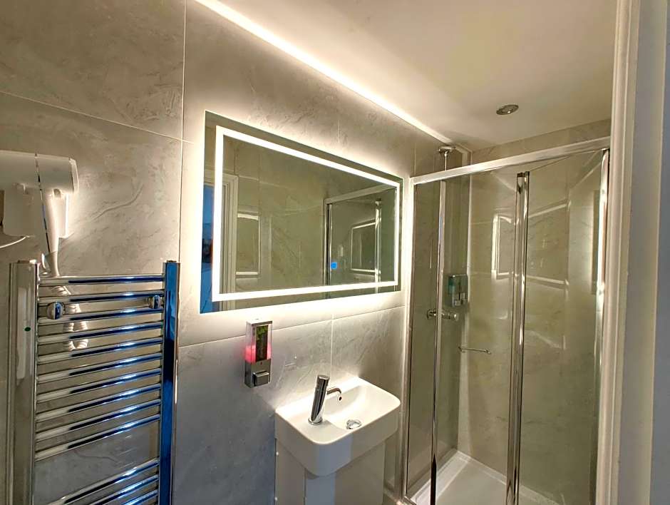 The Broadway Hotel - London Heathrow