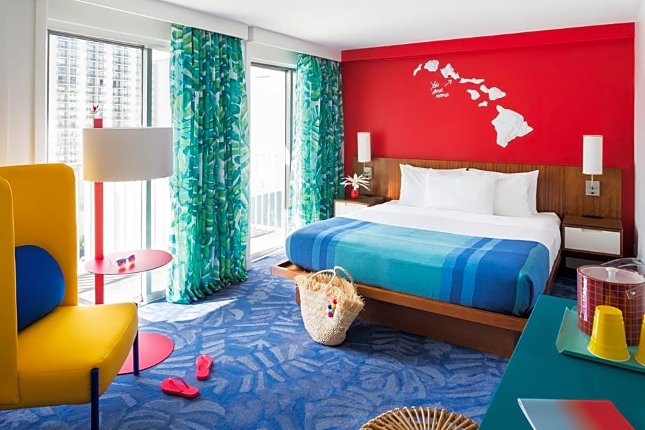 Shoreline Hotel Waikiki