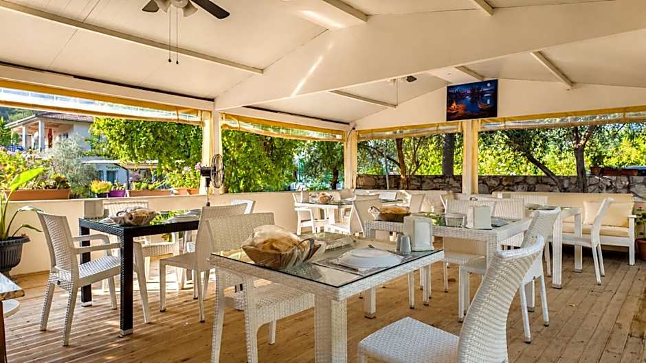 Bucak Apart Hotel Göcek ''Beach 1 km''