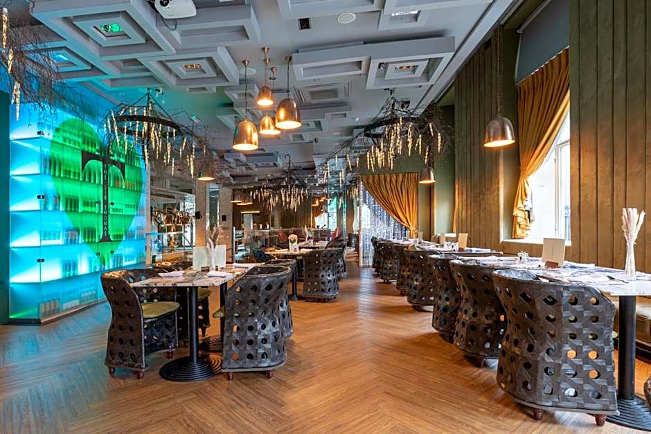 The Sir Thomas Hotel