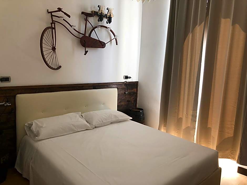 Photo 1 of 41 of Double Room