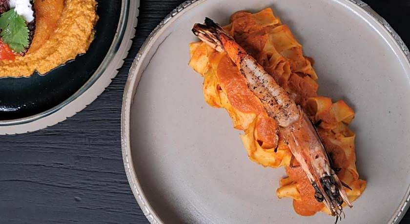 Boni Beach Lombok Hotel and Villas 