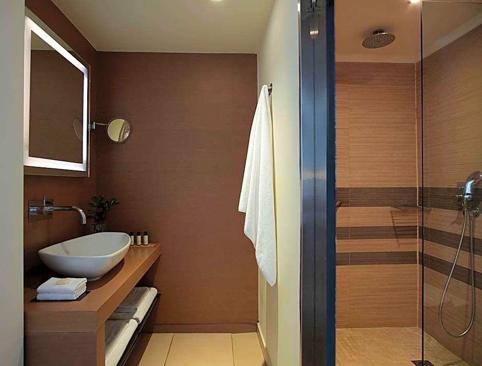 The Ixian Grand & All Suites - Adults Only Hotel