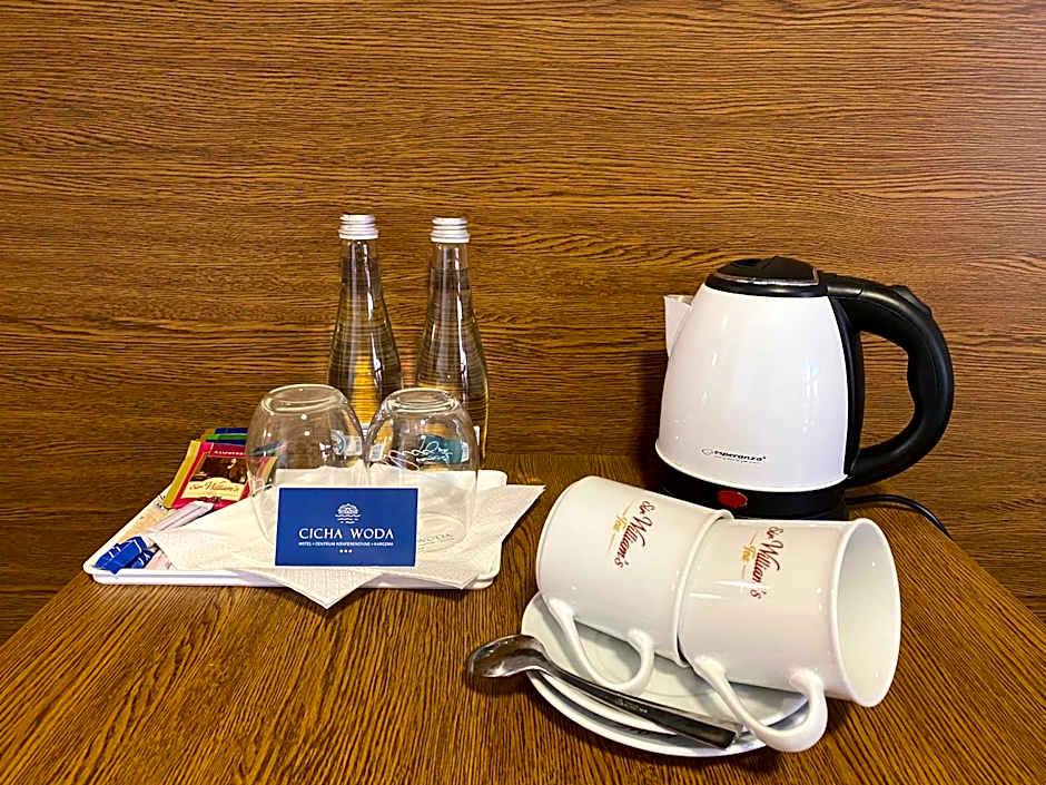 HOTEL CICHA WODA NIEPORĘT