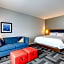 Hampton Inn By Hilton & Suites Boston-Waltham