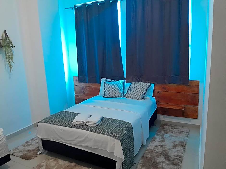 Central Palace Hotel