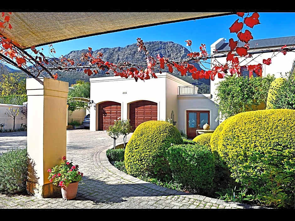 Petit Plaisir Cottage