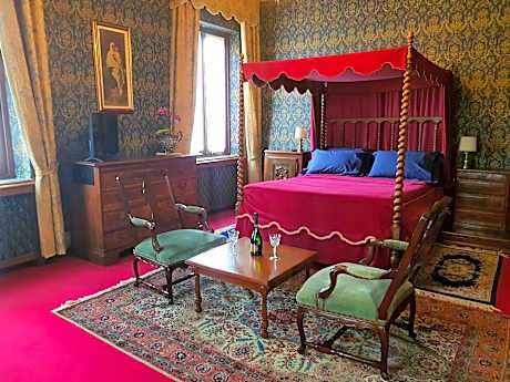 Double Room with Private External Bathroom