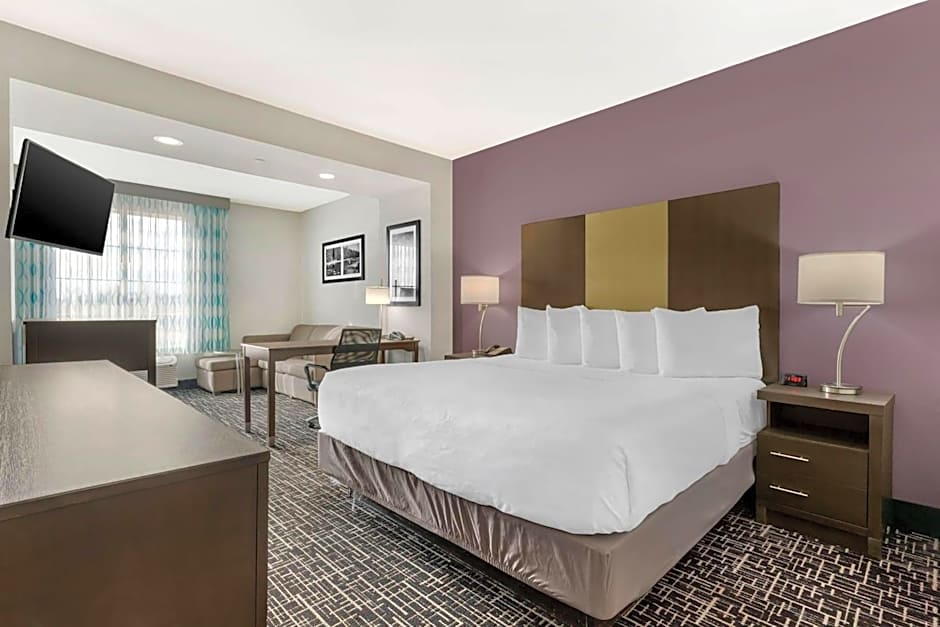 Comfort Inn & Suites