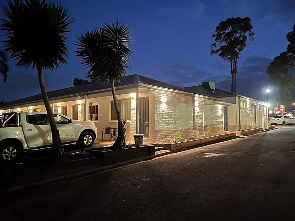 Balan Village Motel