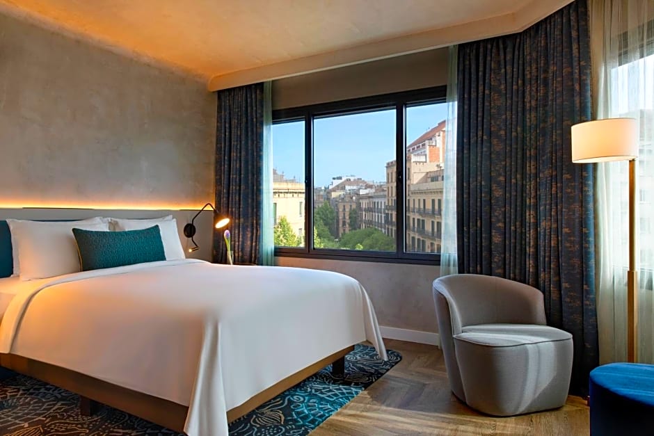Renaissance by Marriott Barcelona Hotel