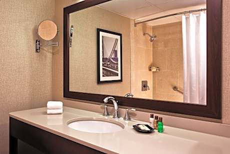 TRADITIONAL GUEST 2 DOUBLE BEDS