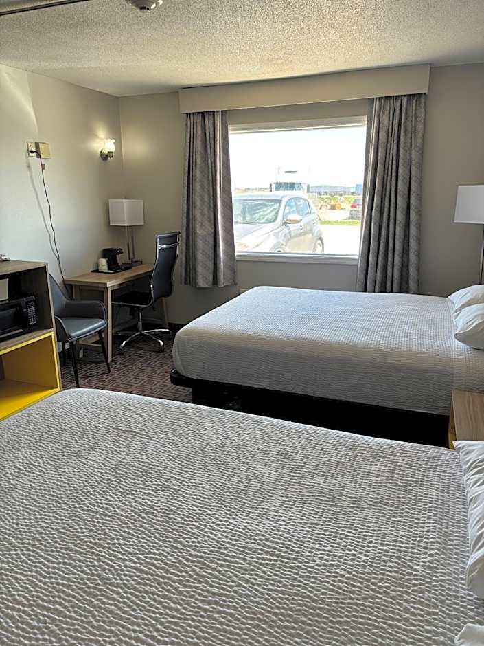 Days Inn by Wyndham West Branch Iowa City Area