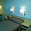 Cairns Motor Inn