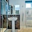 Midsomer Lodges