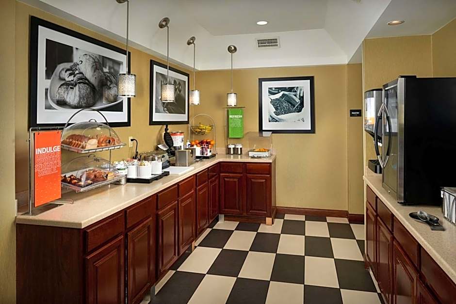 Hampton Inn By Hilton Shelbyville