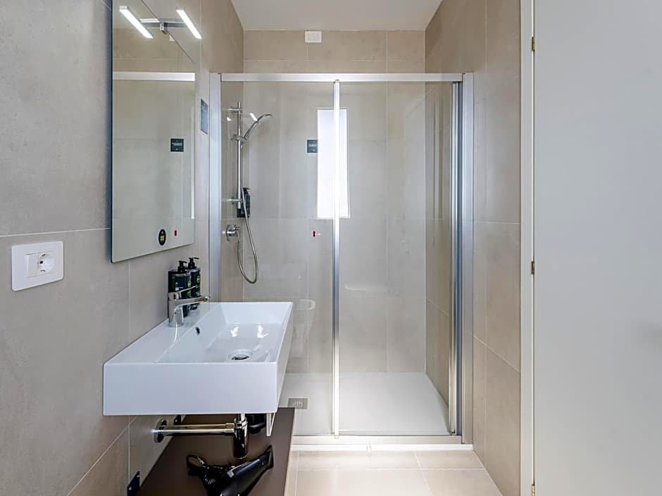 B&B HOTEL Pesaro Des Bains