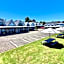 Gables Lakefront Motel