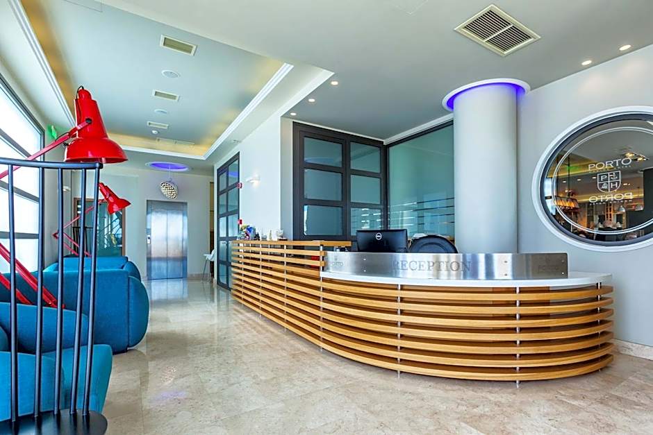 Porto Marine Hotel
