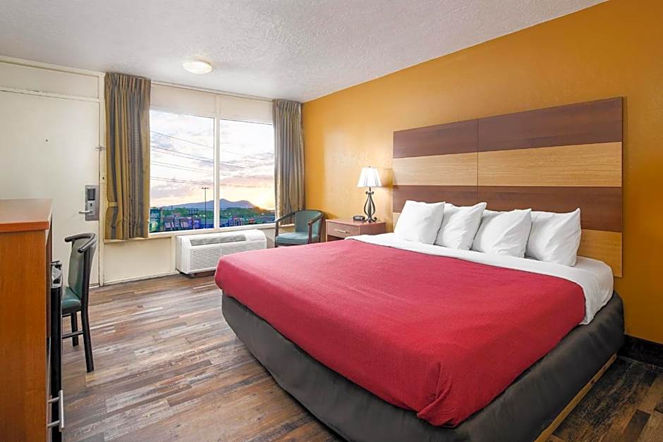 Americana Inn a Travelodge by Wyndham