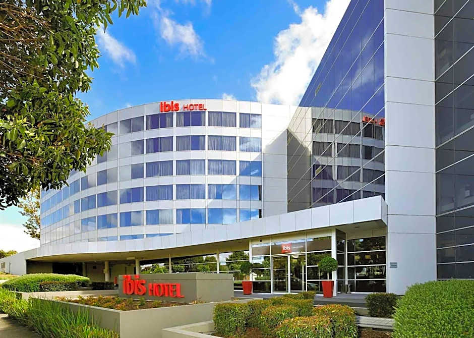 Ibis Melbourne Glen Waverley Hotel