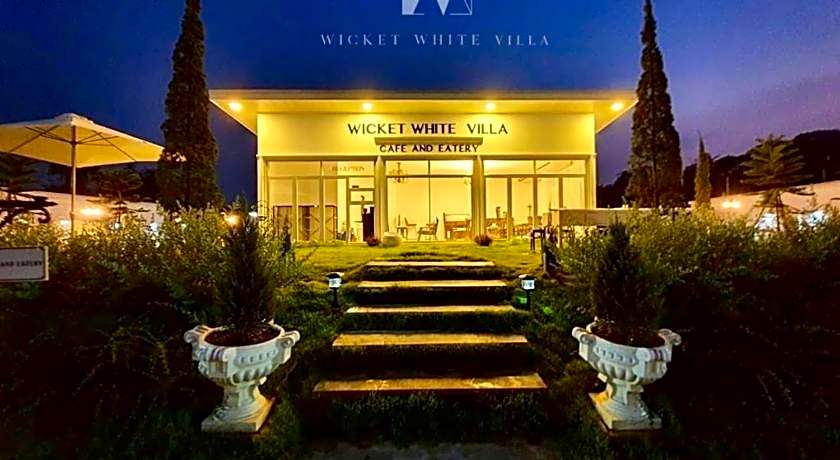 WICKET WHITE VILLA