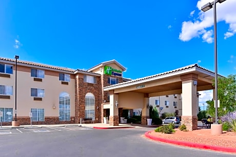 Holiday Inn Express Hotel & Suites Farmington, an IHG Hotel