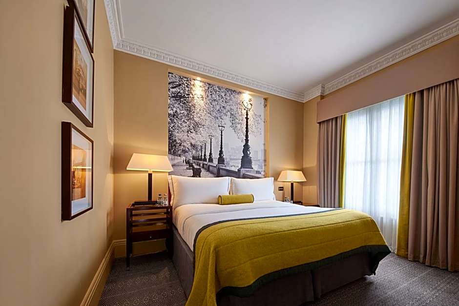 Threadneedles, Autograph Collection by Marriott