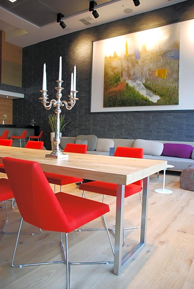 Met Boutique Hotel