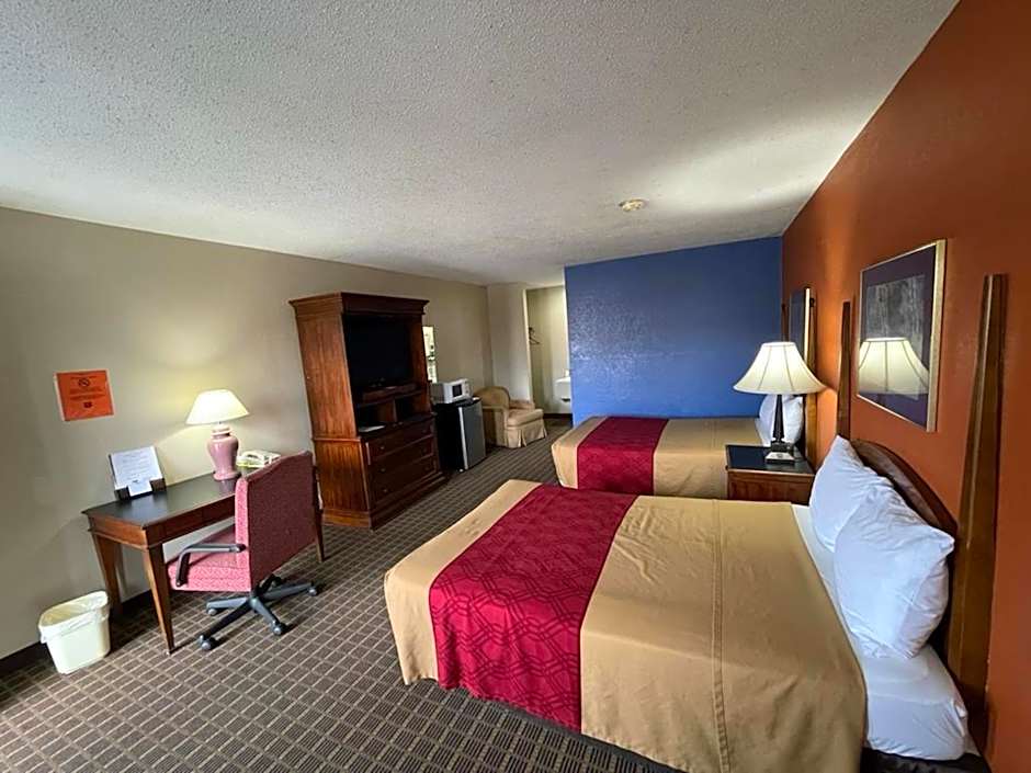 Knights Inn & Suites Emporia