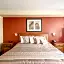 Econo Lodge Inn & Suites Downtown San Antonio